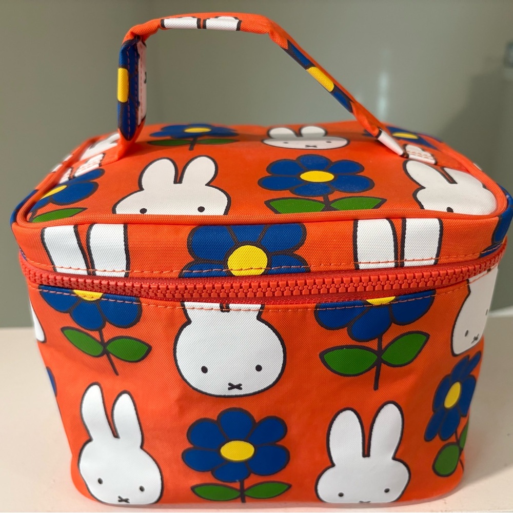 BAGGU Miffy Large Cosmetic Case